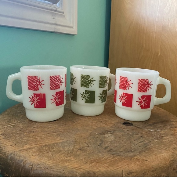 3 Vintage Anchor Hocking Atomic Starburst Stacking Milk Glass Mugs MCM - Picture 7 of 7